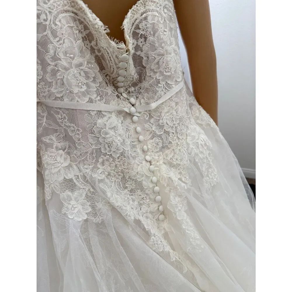 Oleg Cassini Size 16 W Ivystone White Strapless Lace Wedding Dress Layered Train - Picture 7 of 16